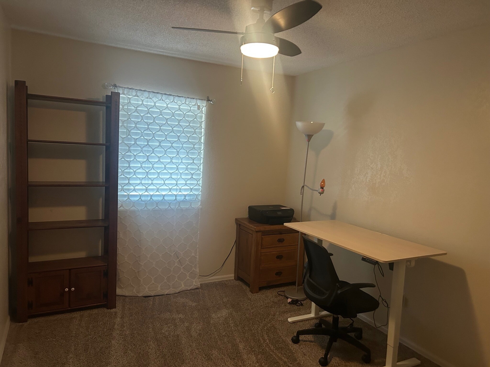 Building Photo - 5890 Del Paz Dr