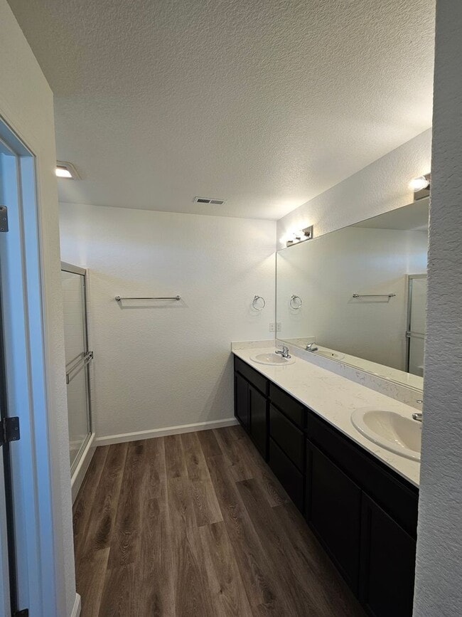 Building Photo - FURNISHED! Brand New 3 Bedroom, 2.5 Bath H...
