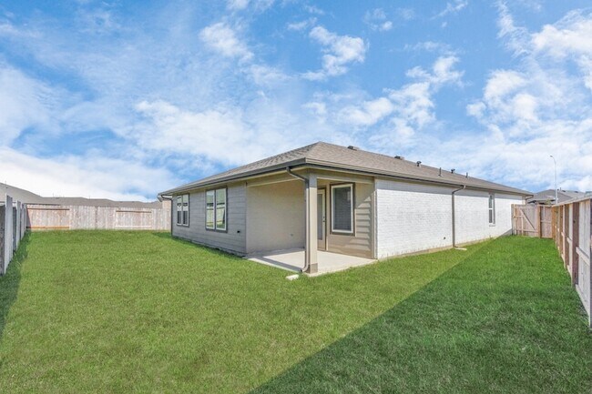 Building Photo - 10626 Watershed Dr