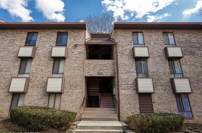 Building Photo - 2257 Castle Rock Square