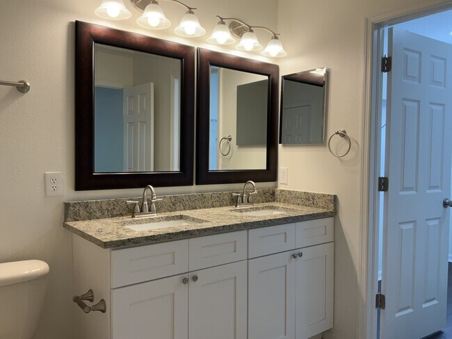 Building Photo - 27001 Cotton Key Ln