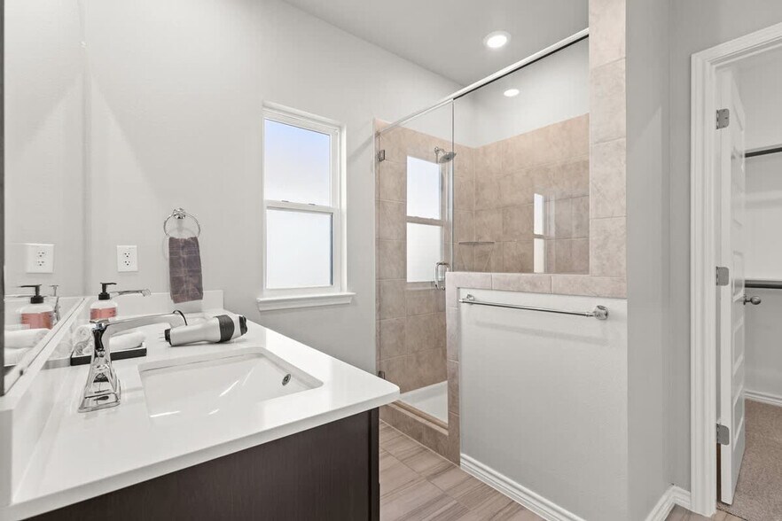 Building Photo - 1116 Monte Verde Dr