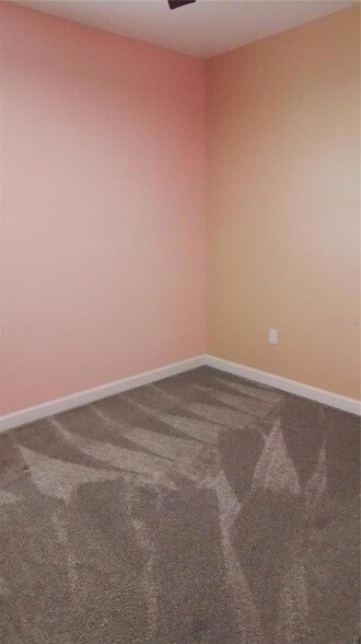 Building Photo - 113 Taft Dr
