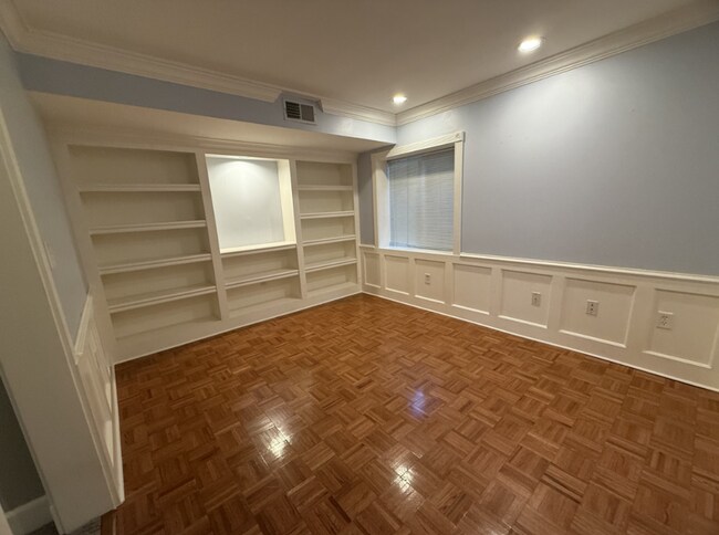 Building Photo - Welcome to your new home!