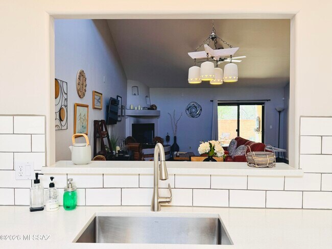 Building Photo - 272 E Southern Pines Dr