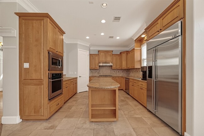 Building Photo - 5319 Fayette St