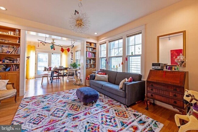 Building Photo - 3512 35th St NW