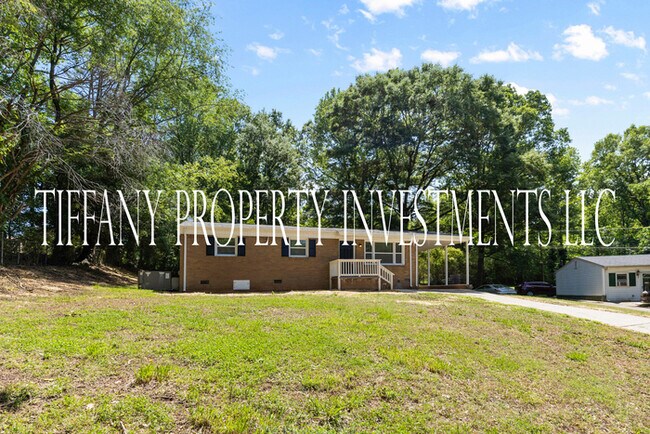 Building Photo - 505 Fleetwood Cir