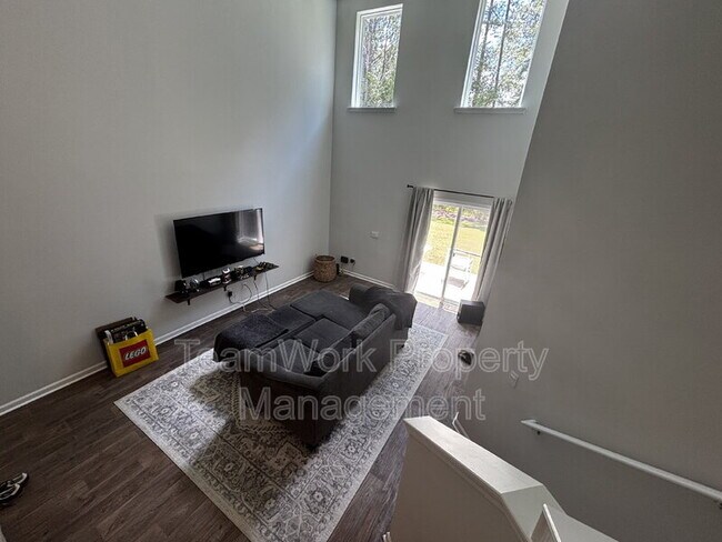 Building Photo - 231 Cozy Brook Ct