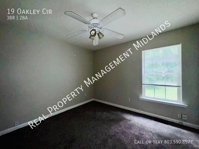 Building Photo - 19 Oakley Cir