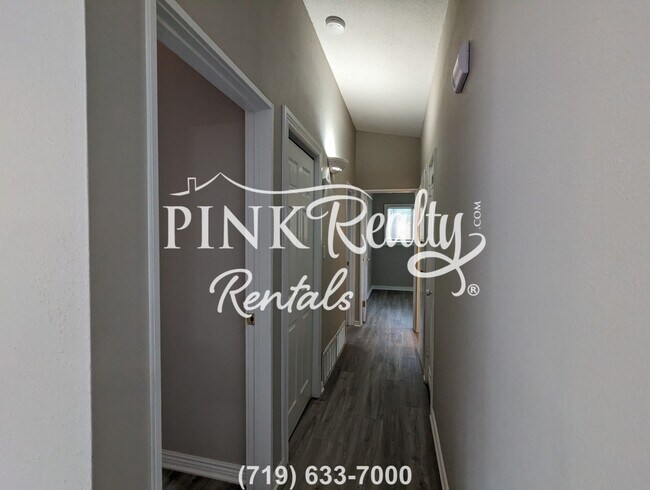 Building Photo - 123 Amherst St