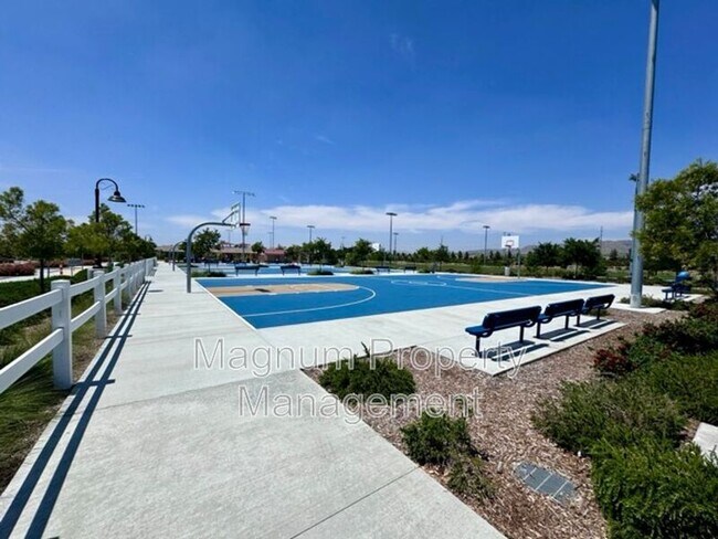 Building Photo - 29357 Caravel Dr