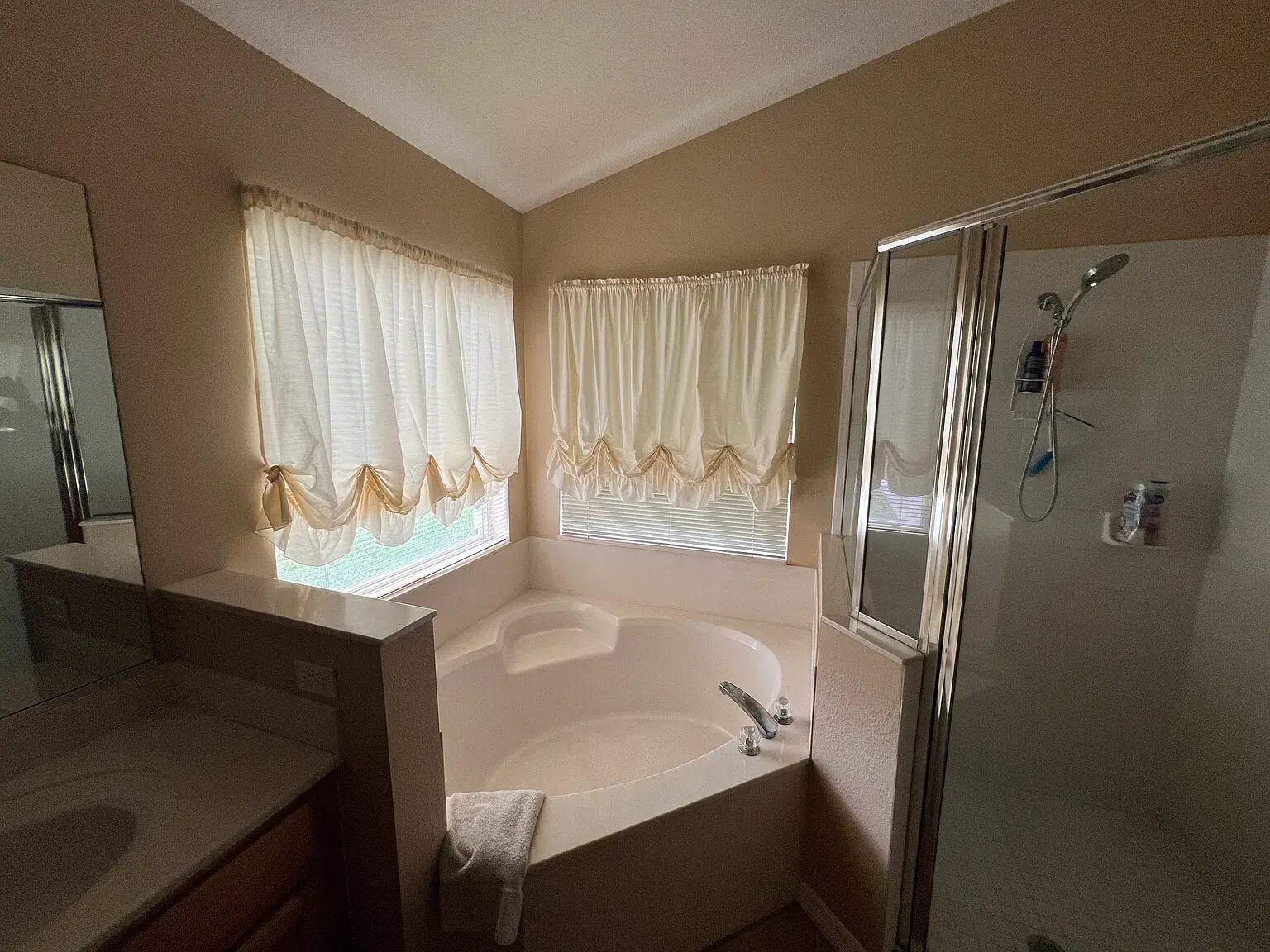 Building Photo - 5235 Marbella Isle Dr