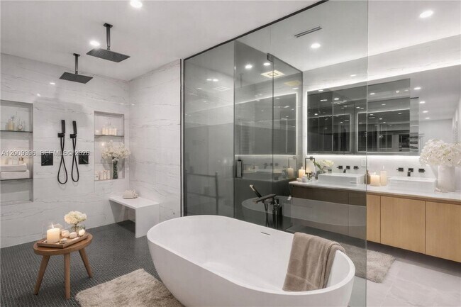 Building Photo - 1560 Cleveland Rd