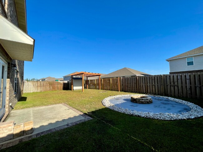 Building Photo - 733 Widgeon Wy