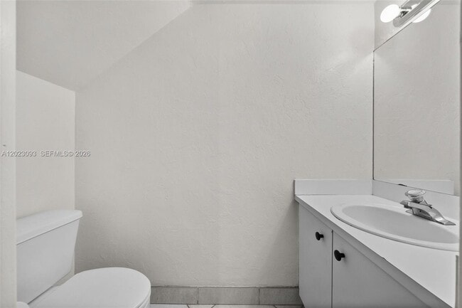 Building Photo - 4241 SW 71st Ter