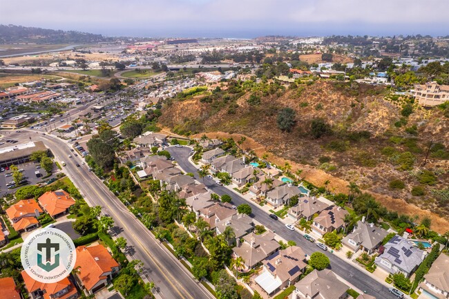 Building Photo - 15804 Caminito Cantaras