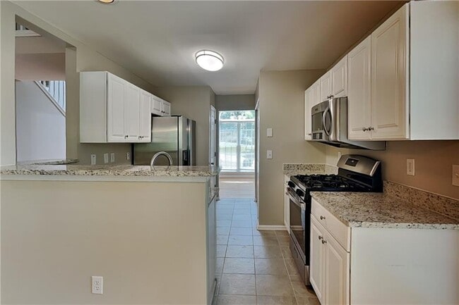 Building Photo - 3496 Heatherwood Ct