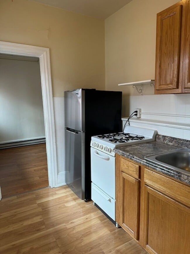 Building Photo - 122 South St