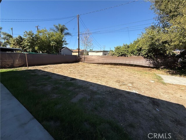 Building Photo - 583 W Gray St