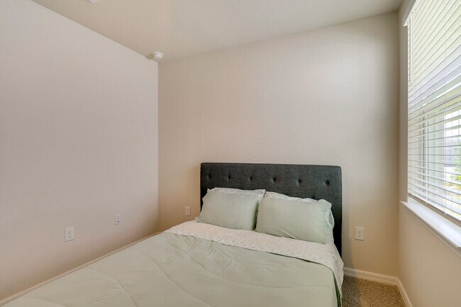 Building Photo - 44488 Diamond Trl