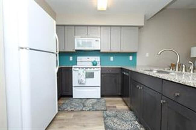 Building Photo - 694 Seabrook Ct