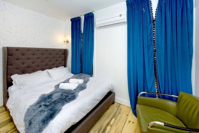 Building Photo - 2 & 3 Bedroom Units in the Dwight Street H...