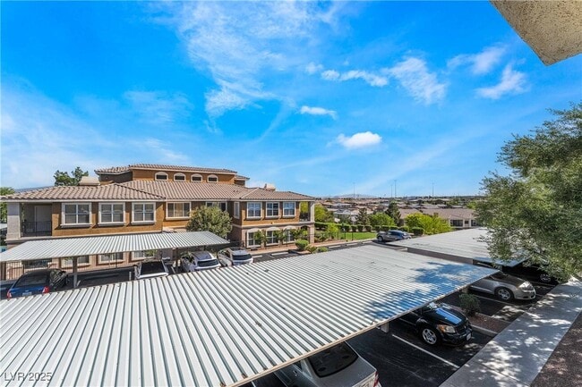 Building Photo - 2900 Sunridge Heights Pkwy