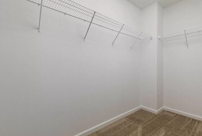 Building Photo - Newer Home near Outstanding Schools!