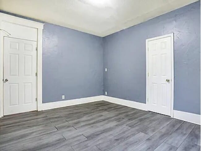 Building Photo - 423 N Webster St