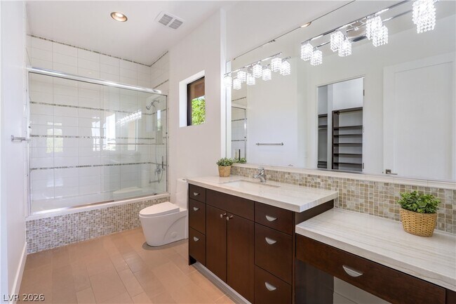 Building Photo - 1501 Foothills Village Dr