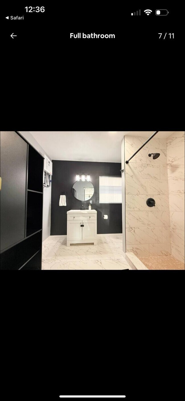 Primary Photo - 904 15th St NE