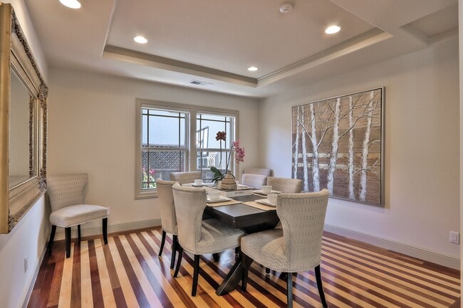 Building Photo - Saratoga 5 Bedrooms with Free Electricity from Solar System