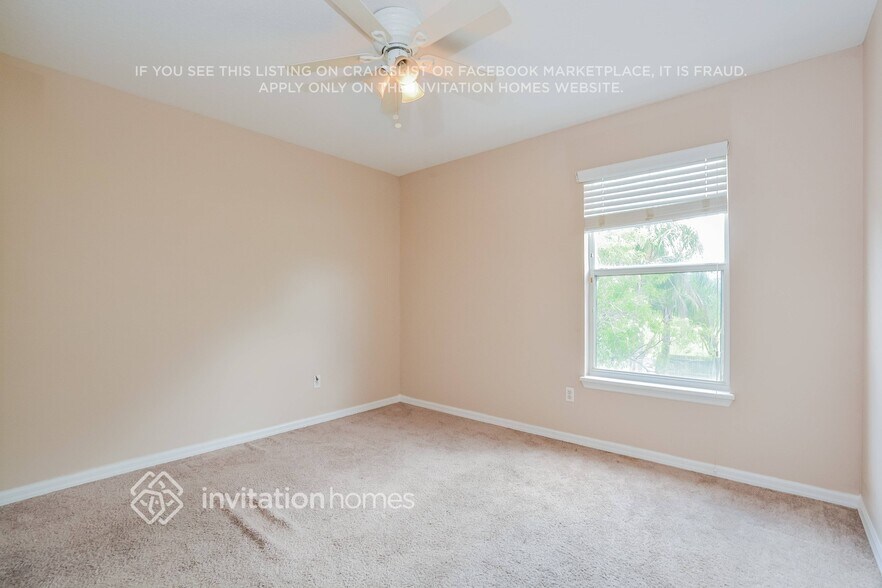Building Photo - 10837 Leader Ln