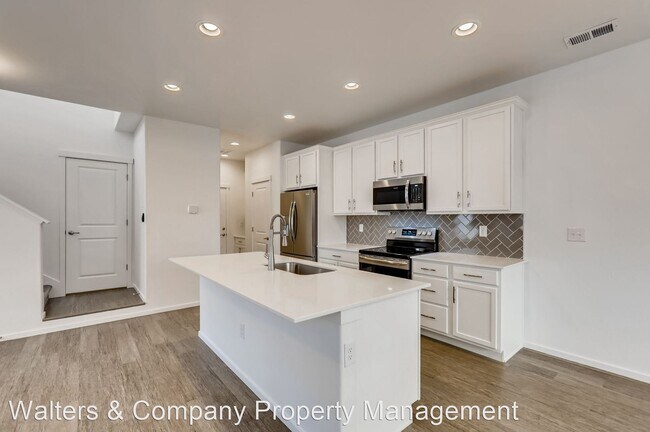 Building Photo - 3 br, 2.5 bath House - 9787 Ash Lane