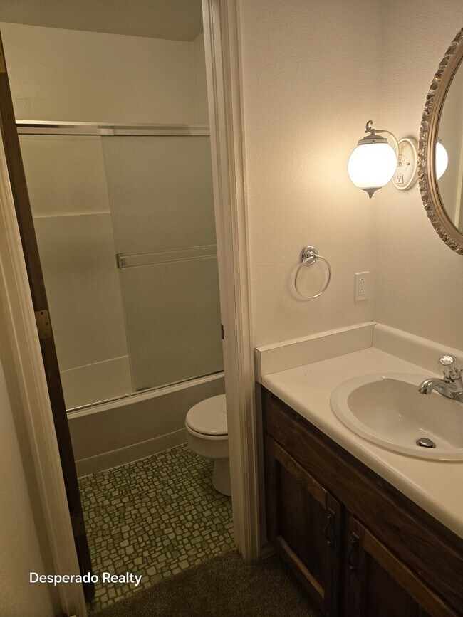Building Photo - 1841 Kedron Cir