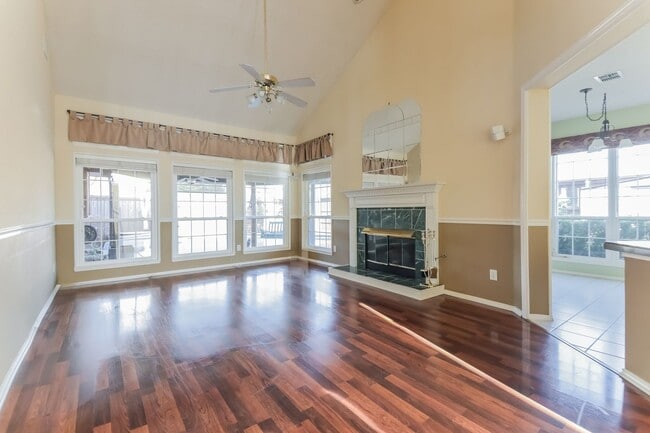 Building Photo - Spacious 3BR Frisco Home | Open Floor Plan | Private Backyard | Top Schools