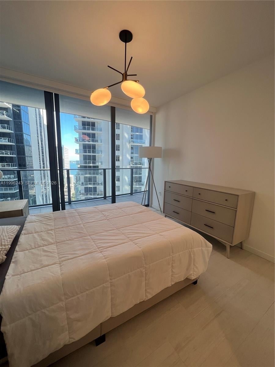 Building Photo - 1000 Brickell Plz