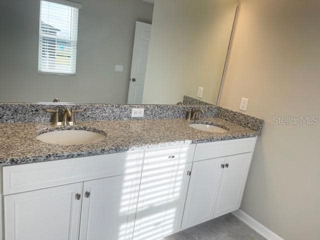 Building Photo - 37844 Beacon Brick Dr