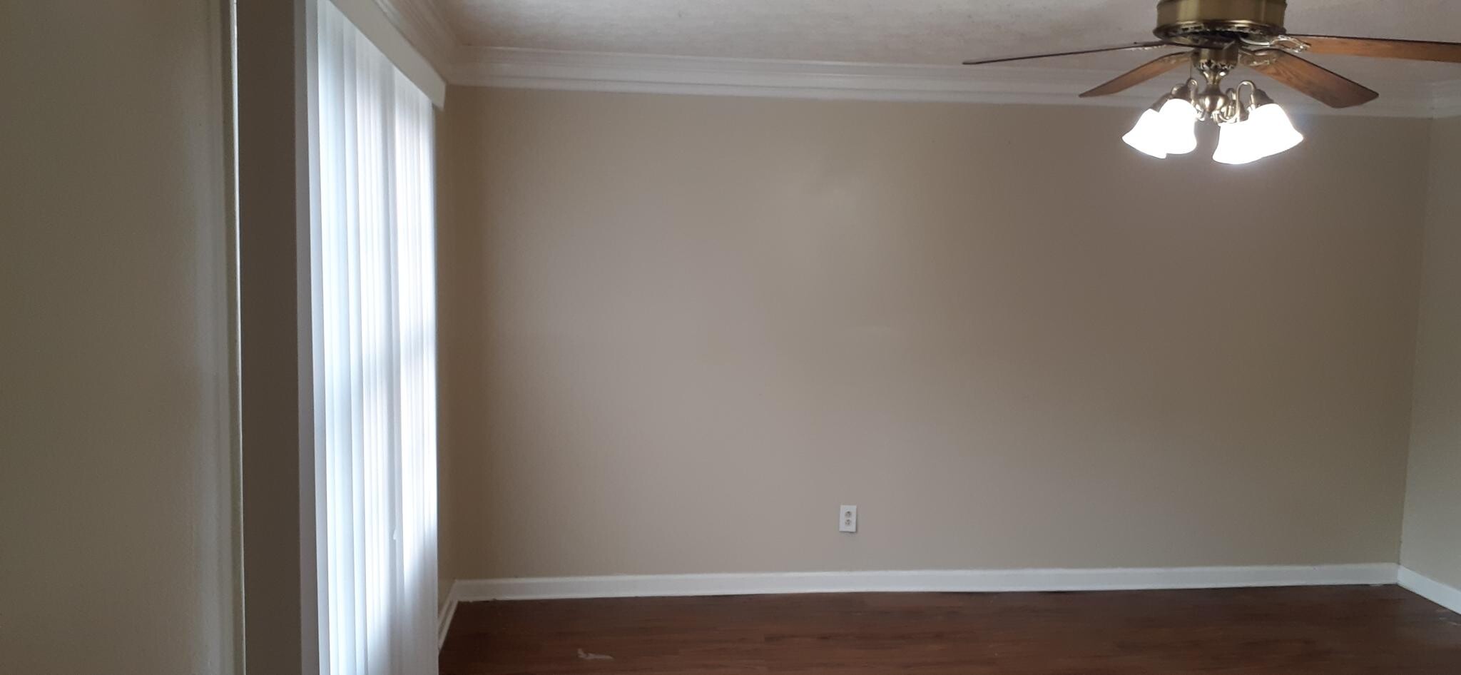 Building Photo - 3020 Spruce Cir