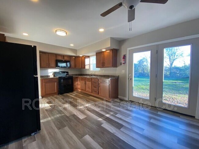 Building Photo - 3339 Upper Valley Pike