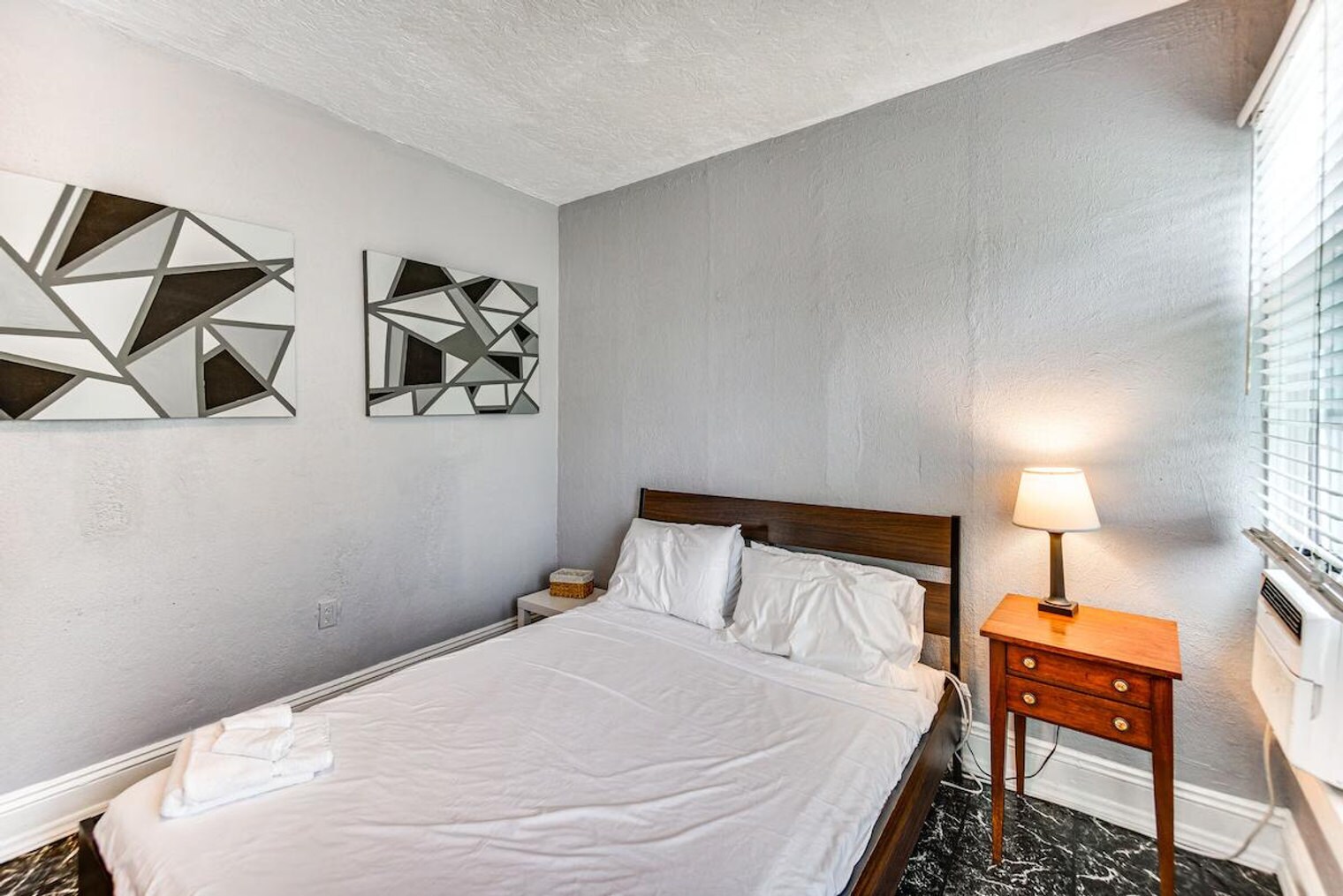 Building Photo - 9501 Granby St