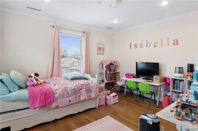 Building Photo - 46 Morgan St