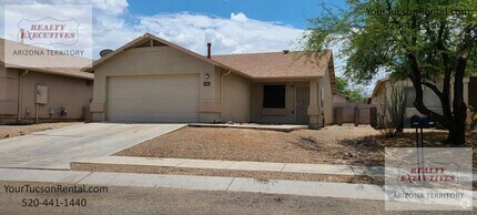 Building Photo - Valencia Rd & Headley Rd 3/2 - All tile fl...