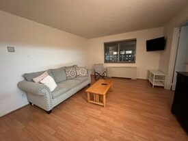 Building Photo - 4313 Knox Rd