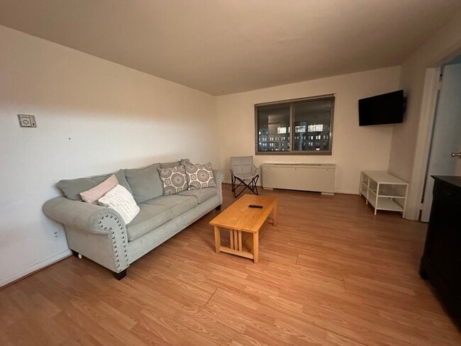 Building Photo - 4313 Knox Rd