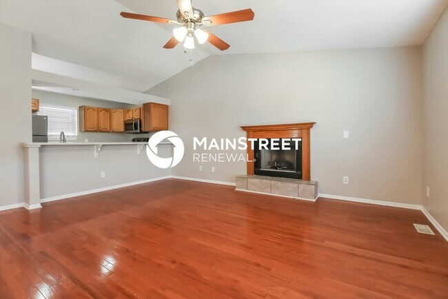 Building Photo - 3 Bedroom Pet-Friendly Home in Kansas City...