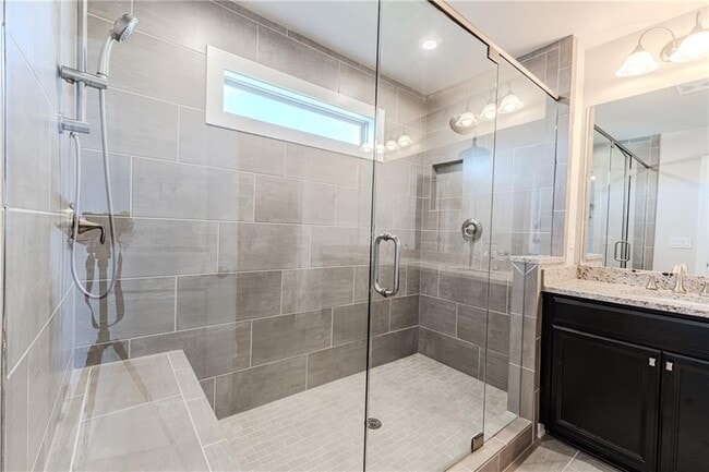 Building Photo - 5499 Terrace Bend Pl