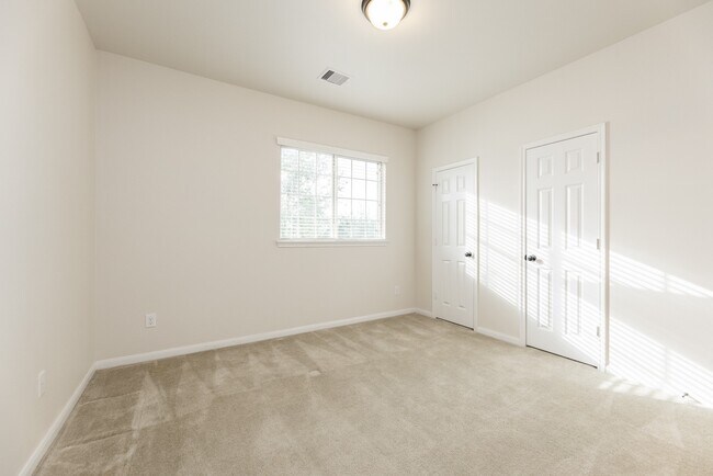 Building Photo - 4715 Coldstream Ct