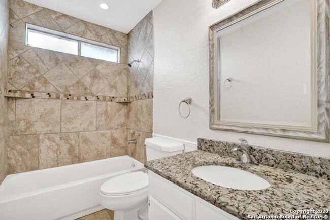 Building Photo - Move-in ready 3-bedroom, 2-bath home in San Antonio